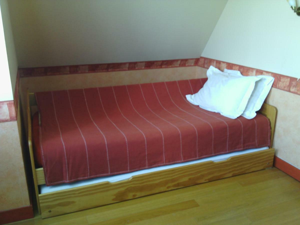 La Roche Bed and Breakfast Saint-Etienne-en-Cogles Eksteriør billede