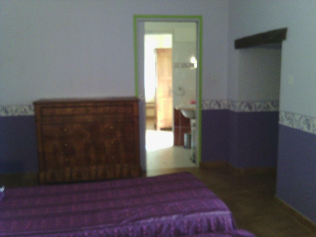 La Roche Bed and Breakfast Saint-Etienne-en-Cogles Eksteriør billede